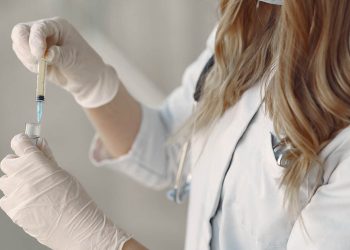 Η καλή νοσοκόμα – Ταινία Netflix